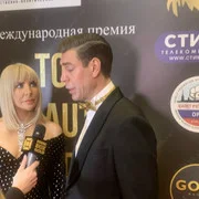 Интервью с микрофоном телекомпании «Стим» на международной премии